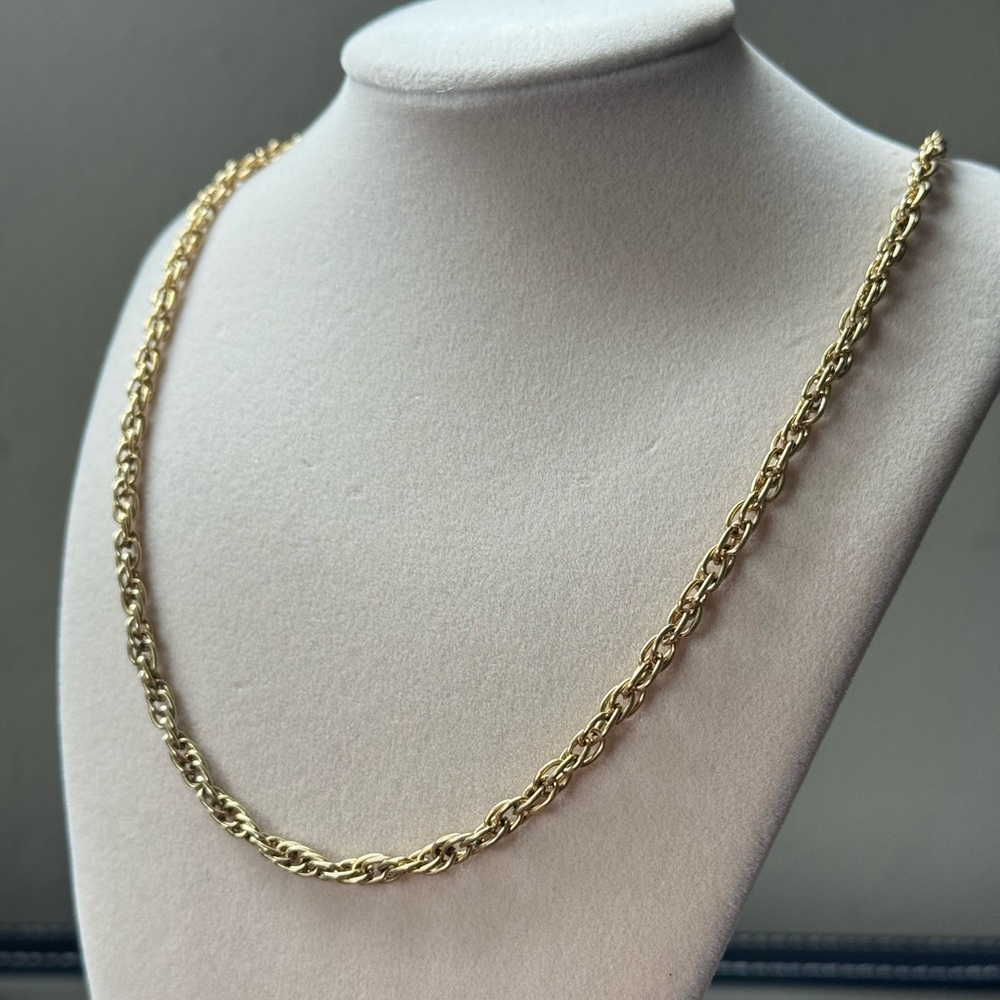 Sarah Coventry Gold Tone 24 Inch Chain Necklace